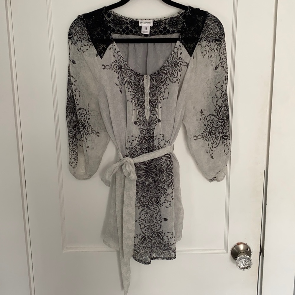 Like new Motherhood Maternity top M